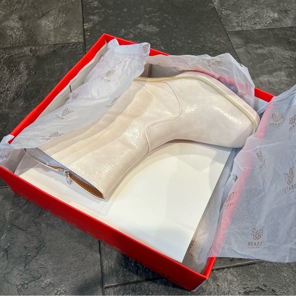 🌷🍁 Beast Booties The Foster - Picture 8 of 9